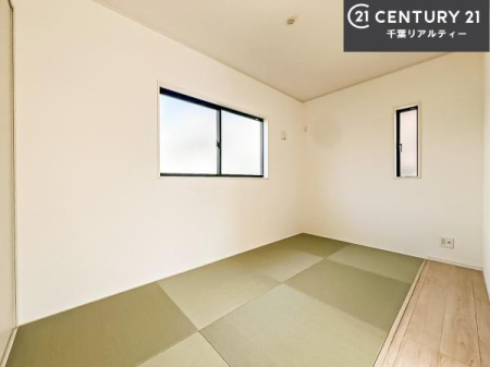 �a�� ���r���O�Ɨאڂ��Ă���a���ł��I�q�ԂƂ��Ă͂������A�Ǝ��̋x�e�X�y�[�X�Ƃ��Ďg�p����̂������ł��ˁI