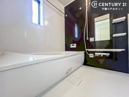 ���� �������������l�̕��͋C�̃o�X���[���́A�����o�Ă��ăo�X�^�C�����[���I
���d���撣���Ă��邲�J���ɂ��D�݂̓����̓����܂����āA�y����ł݂Ă͂������ł��傤���H