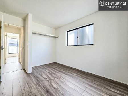 ���r���O�ȊO�̋��� �V���v���Ƀf�U�C������Ă��邽�߁A�Ƌ��I�т܂���I
���C�ɓ���̉Ƌ��u���Ă��낰���Ԃ���邱�Ƃ��ł��܂��B