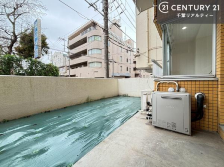 �o���R�j�[ �z������̗ǂ��o���R�j�[�ŁA�����󕨂��悭���������ł��ˁI
���V�C�̗ǂ����ɂ̓o���R�j�[�֏o�ă��t���b�V������̂��C�����悳�����ł��B