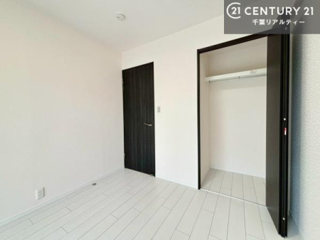 �q������ �V���v���Ƀf�U�C������Ă��邽�߁A�Ƌ��I�т܂���I
���C�ɓ���̉Ƌ��u���Ă��낰���Ԃ���邱�Ƃ��ł��܂��B