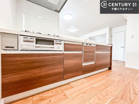 �L�b�`�� ���[�X�y�[�X���L�x�ŁA�����X�y�[�X���X�b�L���ƕЕt���Ђ�`�����p�ł��܂��I
���K�ɍ�Ƃ��ł��܂��I�����̗���������܂��I