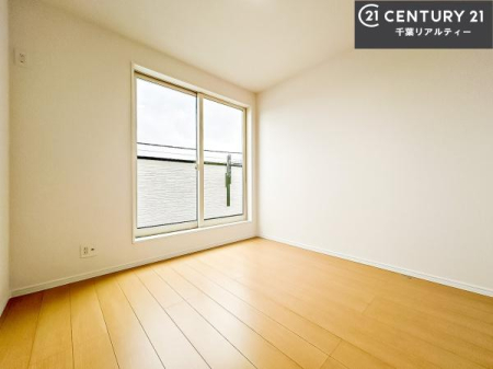 �m�� �o���R�j�[�ɖʂ��Ă���m���ł��B���邭�����肪����A���C����������ł��܂��I���N���āA�O�ɏo�Ĕw�L�т����[�ċz�����ǂ������}������邱�Ƃ��o�������ł��ˁI