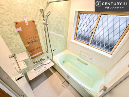 ���� 1���̔�����������Ɩ����Ă���闁���ł��B
�������̑f�G�ȃ����N�[�[�V�����ꏊ�ł��ˁB