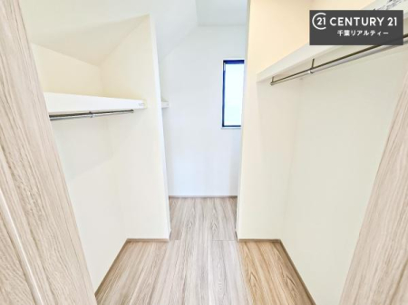 ���[ �E�H�[�N�C���N���[�[�b�g�t���ł��B��������̂��m���Ȃǂ����[���Ă��������ł��ˁI���ɂ���@�������ȂǋG�ߕ��̑傫�ȉƓd�����[�ł��܂��I