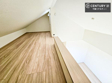 ���[ ���t�g�t���I���i�g��Ȃ��悤�ȋG�ߕ��̃C���e���A��Ɠd�̎��[�ɕ֗��I���񌻒n�ɂĂ��m���߂��������I