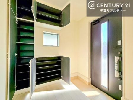 ���� ���ċA���Ă��Ă��A�������܁I�����������Ȃ�A�D�����}������Ă�����ԂɂȂ��Ă��܂��B
���邭��������錺�ւł��I