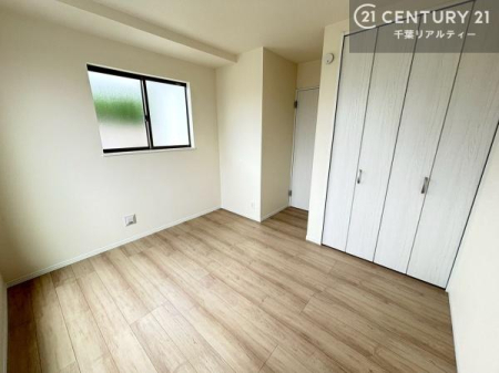 ���r���O�ȊO�̋��� ���[�X�y�[�X�����Ă��܂��I�������X�b�L�����ڂ��鎖���ł��܂��ˁB
�Ƌ��I�΂Ȃ��V���v���ȃf�U�C���ׁ̈A�Ƌ��I�΂����C�ɓ���̋�ԍ�肪�ł������ł��ˁB