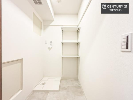 ���[ ���ʏ��ɂ́A���I�t���I�^�I������p�i�̎��[�ɕ֗��ł��I