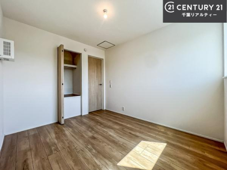 ���r���O�ȊO�̋��� �V���v���Ƀf�U�C������Ă��邽�߁A�Ƌ��I�т܂���I
���C�ɓ���̉Ƌ��u���Ă��낰���Ԃ���邱�Ƃ��ł��܂��B