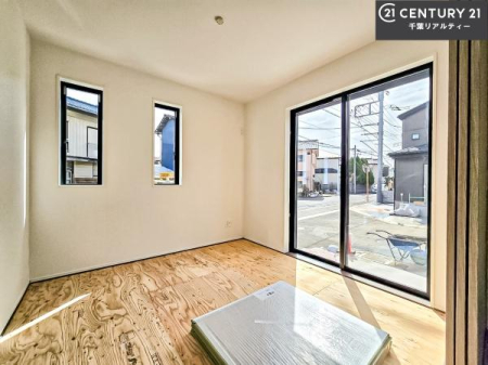 �a�� �^�^�~�̍��肪���炬��^����A�����b�N�X��ԁB�����傫���J�����̂���a���ƂȂ��Ă���܂��B���{�l�̐S������u�a�v�̋�ԁB