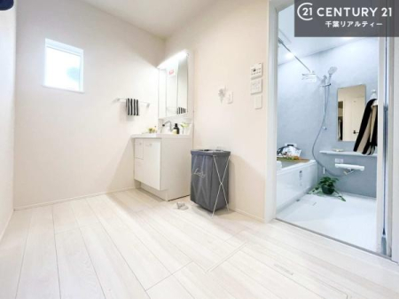 ���ʑ�E���ʏ� �����t���̖��邢���ʎ��ł��I���C�������ɓ���ւ����ł��Đ����ɕۂ��Ƃ��ł��܂��I���R�����������ނ̂ł����ς̎d�オ����ǂ��Ȃ�܂��ˁI