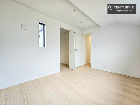 �q������ �|���o�������Ȃ��������́A���q�l�̂������Ƃ��Ă����S�ł��I
���[�X�y�[�X���[�����Ă���̂ŎU�炩�������������T�b�ƕЕt�����܂��I