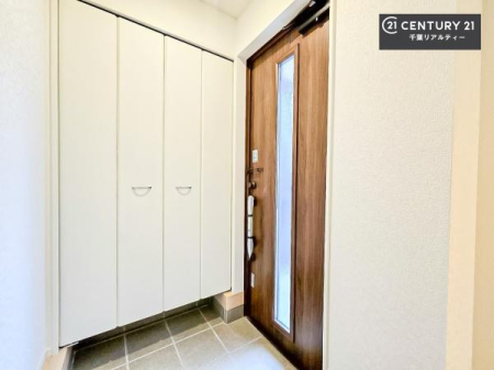 ���� ���ċA���Ă��Ă��A�������܁I�����������Ȃ�A�D�����}������Ă�����ԂɂȂ��Ă��܂��B
���邭��������錺�ւł��I