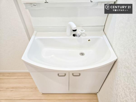 ���ʑ�E���ʏ� �[�����ʑ�{�E���́A�������˂ɂ����̂ł�����ꂪ�y�X�I���������ۂĂ܂��I
�L���C�Ȑ��ʏ��Ŏ��������̃��`�x�[�V�������オ��܂��ˁI