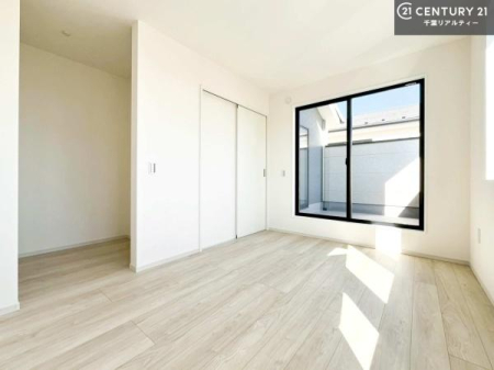 �Q�� �o���R�j�[�ɖʂ��Ă���m���ł��B���邭�����肪����A���C����������ł��܂��I���N���āA�O�ɏo�Ĕw�L�т����[�ċz�����ǂ������}������邱�Ƃ��ł��܂��B