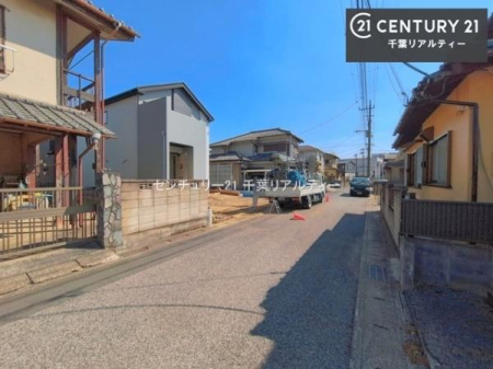 �O�ʓ��H�܂ތ��n�ʐ^ ���ӊ���A���q�l�̂���]�ɍ������������ꏏ�ɂ��ē���v���܂��B�Z��[���A�h�o�C�U�[�ɂ�邲���k������܂��B���Ђ͂��₢���킹�ɑ��Ή����܂��I���҂������܂���I