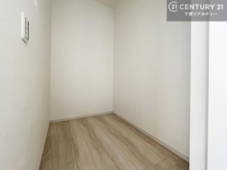 ���[ ���r���O���[�t���I�|���@����p�i�̎��[�����Ď��o�����֗��I���񌻒n�ɂĐ����̃V�~�����[�V���������Ă݂Ă͂������ł��傤���H