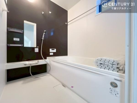 ���� �������������l�̕��͋C�̃o�X���[���́A�����o�Ă��ăo�X�^�C�����[���I
���d���撣���Ă��邲�J���ɂ��D�݂̓����̓����܂����āA�y����ł݂Ă͂������ł��傤���H