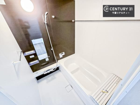 ���� 1���̔�����������Ɩ����Ă���闁���ł��B
�������̑f�G�ȃ����N�[�[�V�����ꏊ�ł��ˁB