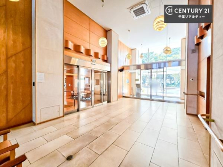 ���r�[ ��؂Ȃ��q�l�����o�}�����郍�r�[�B�I�[�g���b�N�t���I
����]�̕����܂Ƃ߂Ă��ē��B���₢���킹�ɑ��Ή����܂��I���҂������܂���I���Ђ��C�y�ɂ��₢���킹���������܂��B