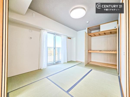 �a�� ���r���O�Ɨאڂ��Ă���a���ł��I�q�ԂƂ��Ă͂������A�Ǝ��̋x�e�X�y�[�X�Ƃ��Ďg�p����̂������ł��ˁI