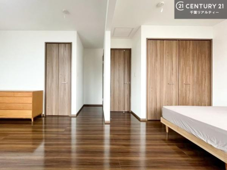 �Q�� �Ƒ��\���̕ω��ɍ��킹�āA�Ԏd�؂�Ή��ȗm���ł��B�L�X���Ă���̂ŏ����������͉Ƒ��݂�Ȃňꏏ�ɐQ���܂��I