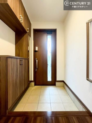 ���� ���֎��[���[�����Ă���̂ŁA���֎��肪�X�b�L���Еt�����q���ɌC�̒u����ɍ���܂���I