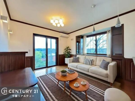 ���r���O �Ƌ��CG�p�[�X�ł��B�S�n�ǂ����r���O�͉Ƒ������R�ƏW�܂�܂��B�Ƒ��c�R�̎��Ԃ����������ł��B���Ƒ��ƁA����w�[���������Ԃ��߂��������ł��ˁB