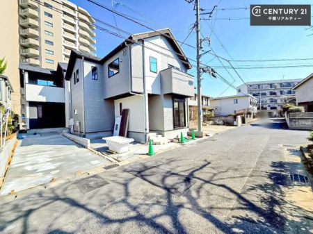 �O�ʓ��H�܂ތ��n�ʐ^ ���ӊ���A���q�l�̂���]�ɍ������������ꏏ�ɂ��ē���v���܂��B�Z��[���A�h�o�C�U�[�ɂ�邲���k������܂��B���Ђ͂��₢���킹�ɑ��Ή����܂��I���҂������܂���I