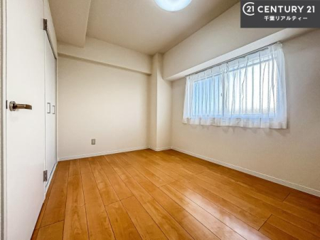 �q������ �|���o�������Ȃ��������́A���q�l�̂������Ƃ��Ă����S�ł��I
���[�X�y�[�X���[�����Ă���̂ŎU�炩�������������T�b�ƕЕt�����܂��I