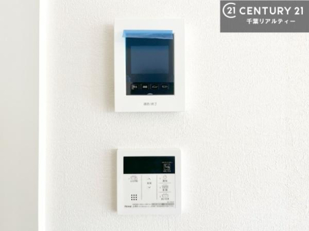 ���̑� TV���j�^�[�t���C���^�[�z���ł��q�l�̂�����Ԓ��Ȃǂ����S�ł��ˁB
�{�^���ЂƂł����C�̏������ƂƂ̂��I�I�[�g�o�X���B