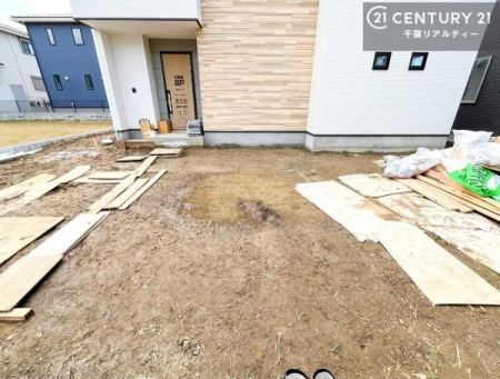 ���ԏ� ���ԃX�y�[�X��3�䕪����܂��I�Z�J���h�J�[�͂������A�o�C�N�⎩�]�ԂȂǂ��u���ꏊ�ɍ���܂���B