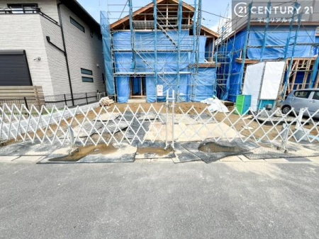 ���ԏ� ���ԃX�y�[�X��3�䕪����܂��I�Z�J���h�J�[�͂������A�o�C�N�⎩�]�ԂȂǂ��u���ꏊ�ɍ���܂���B