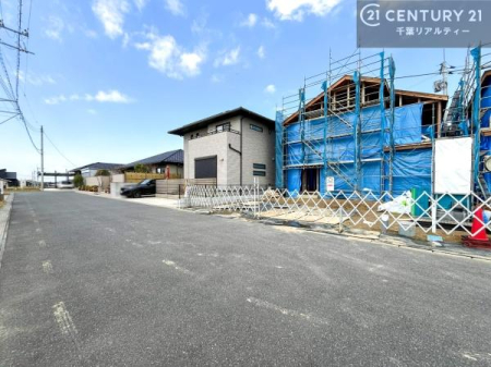 �O�ʓ��H�܂ތ��n�ʐ^ �����̂����������������Ă���܂��I�X�ܒ��ԏꊮ�������q���܂��y�����߂�����L�b�Y�X�y�[�X����!
���Ђ��Ƒ�������Ă��C�y�ɂ��z�����������I