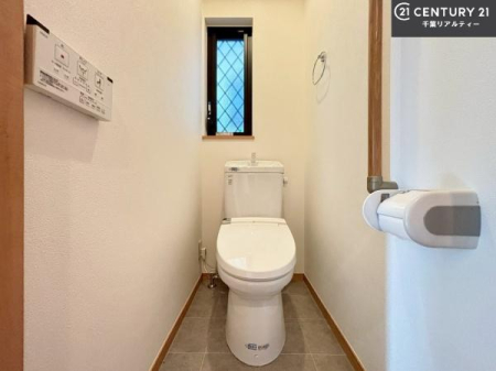 �g�C�� 1�E2�K�Ƀg�C�����������܂��I���̖Z�������ԑт��҂����ɂ��݂����ł��ˁB������Ƃ����������̂���g�C���ł�����ꂪ���₷���ł��I