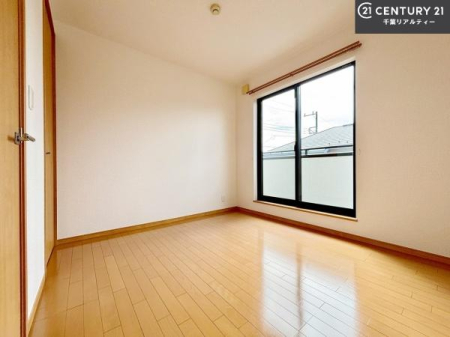 �q������ �_�炩���z�����������ޖ��邢�����������o����݌v�B�ʌ��̎��鑋���C�����̗ǂ���������n��グ�܂��B���̖ڊo�߂��X�b�L�����܂��I