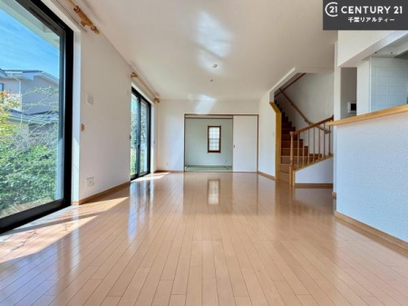 ���r���O �L�X�_�C�j���O�X�y�[�X�I������肨�H���B�΂��������y�������Ԃ��߂����܂��B���X�̔���������܂��I