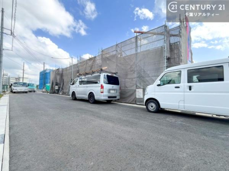 �O�ʓ��H�܂ތ��n�ʐ^ �����T���̂������E���v�]�E������ȂǁA���Ȃ�ƕ��ЃX�^�b�t�܂ł��\���t�����������I�s���Y�Ɋւ��邱�ƂȂ�A�ǂ̂悤�Ȃ��Ƃł����S���ӑΉ������Ē����܂��B
