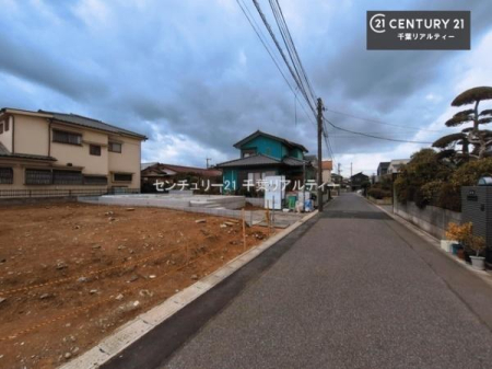 �O�ʓ��H�܂ތ��n�ʐ^ ���ӊ���A���q�l�̂���]�ɍ������������ꏏ�ɂ��ē���v���܂��B�Z��[���A�h�o�C�U�[�ɂ�邲���k������܂��B���Ђ͂��₢���킹�ɑ��Ή����܂��I���҂������܂���I