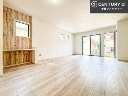 ���r���O �傫�ȑ����炽���Ղ�̗z���������閾�邢���r���O�B�J�����̂��郊�r���O�ŉƑ��c���̂��났�̎��Ԃ��߂����܂��I