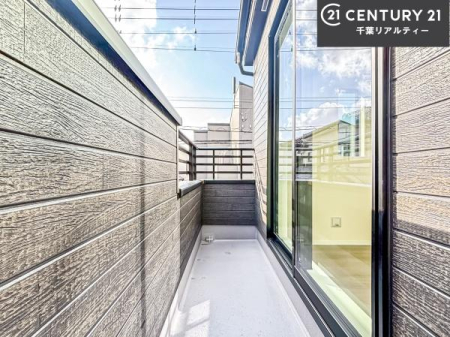 �o���R�j�[ �z������̗ǂ��o���R�j�[�ŁA�����󕨂��悭���������ł��ˁI
���V�C�̗ǂ����ɂ̓o���R�j�[�֏o�ă��t���b�V������̂��C�����悳�����ł��B