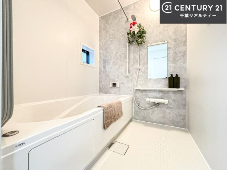 ���� �������������l�̕��͋C�̃o�X���[���́A�����o�Ă��ăo�X�^�C�����[���I
���d���撣���Ă��邲�J���ɂ��D�݂̓����̓����܂����āA�y����ł݂Ă͂������ł��傤���H