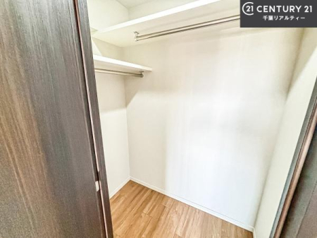 ���[ �E�H�[�N�C���N���[�[�b�g�t���ł��B��������̂��m���Ȃǂ����[���Ă��������ł��ˁI���ɂ���@�������ȂǋG�ߕ��̑傫�ȉƓd�����[�ł��܂��I