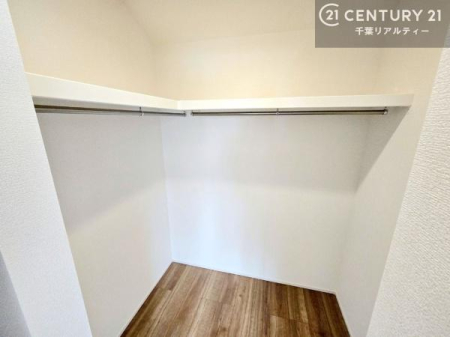 ���[ �E�H�[�N�C���N���[�[�b�g�t���ł��B��������̂��m���Ȃǂ����[���Ă��������ł��ˁI���ɂ���@�������ȂǋG�ߕ��̑傫�ȉƓd�����[�ł��܂��I