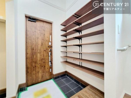 ���� �؂̉�����������錺�փh�A�ƁA��������[�Ƃ��Ă��y���߂���I��݂����V���[�Y�X�y�[�X�B��������Ƃ�����ԂȂ�����[�͂�����A�@�\���ƃf�U�C���������˔��������ւł��B