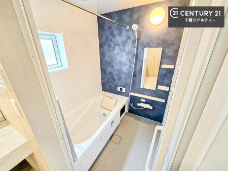 ���� �������������l�̕��͋C�̃o�X���[���́A�����o�Ă��ăo�X�^�C�����[���I
���d���撣���Ă��邲�J���ɂ��D�݂̓����̓����܂����āA�y����ł݂Ă͂������ł��傤���H