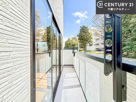 �o���R�j�[ �z������̗ǂ��o���R�j�[�ŁA�����󕨂��悭���������ł��ˁI
���V�C�̗ǂ����ɂ̓o���R�j�[�֏o�ă��t���b�V������̂��C�����悳�����ł��B