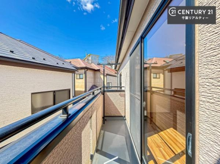 �o���R�j�[ �z������̗ǂ��o���R�j�[�ŁA�����󕨂��悭���������ł��ˁI
���V�C�̗ǂ����ɂ̓o���R�j�[�֏o�ă��t���b�V������̂��C�����悳�����ł��B