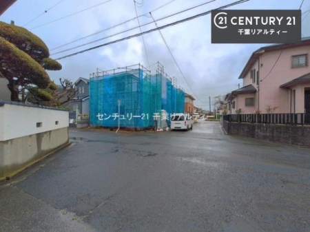 �O�ʓ��H�܂ތ��n�ʐ^ �u���̕����C�ɂȂ�I�v�u�������Ăǂ�ȏ��H�v�u�����Əڂ����m�肽���I�v�Ǝv������A���C�y�ɂ����k���������B